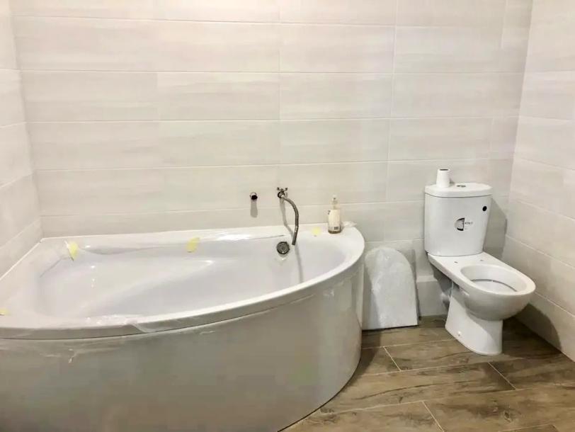 квартира, 2-кімн., Харьков, Алексеевка, Домостроительная