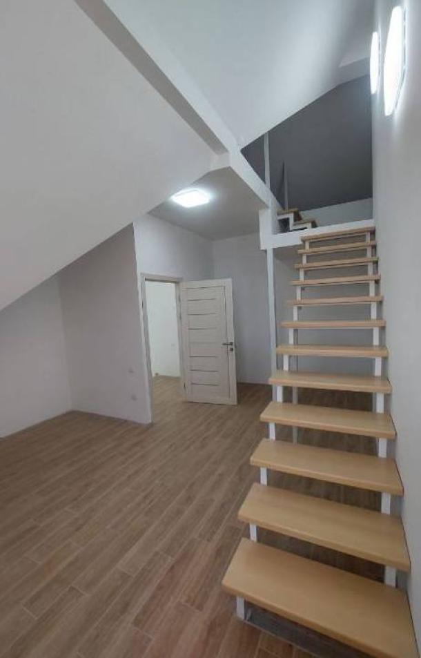 квартира, 4-кімн., Харьков, Журавлевка, Новоалександровская