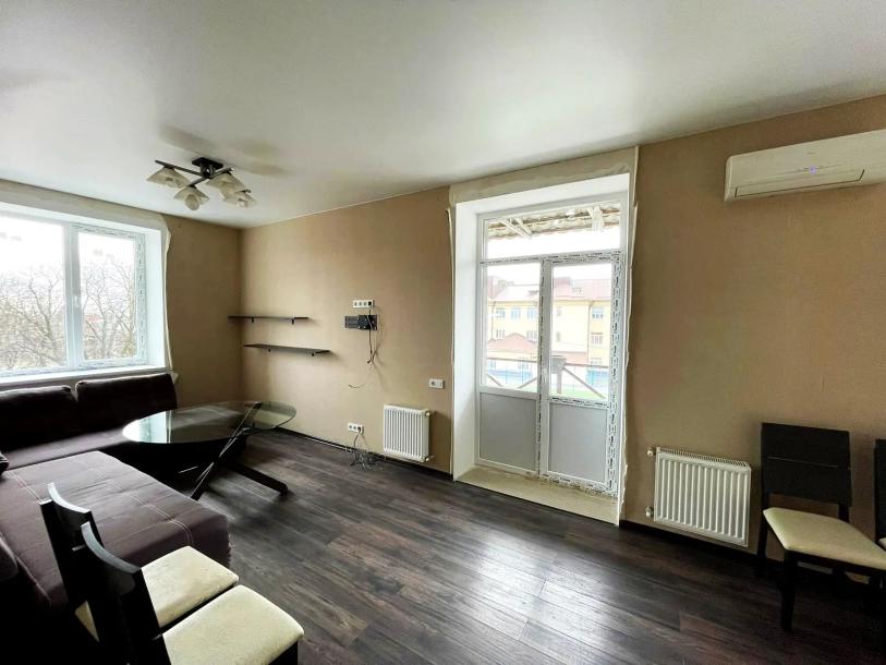 квартира, 2-кімн., Харьков, Холодная Гора, Верхнегиевская