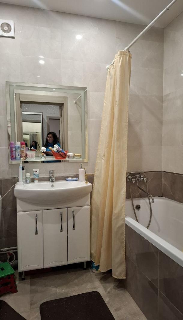 квартира, 1-кімн., Харьков, ХТЗ, Мира