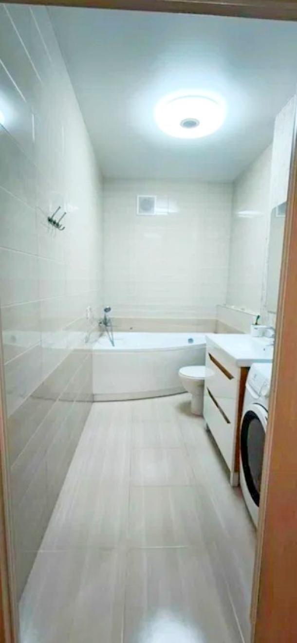 квартира, 3-кімн., Харьков, Центральный рынок метро, Лосевский пер