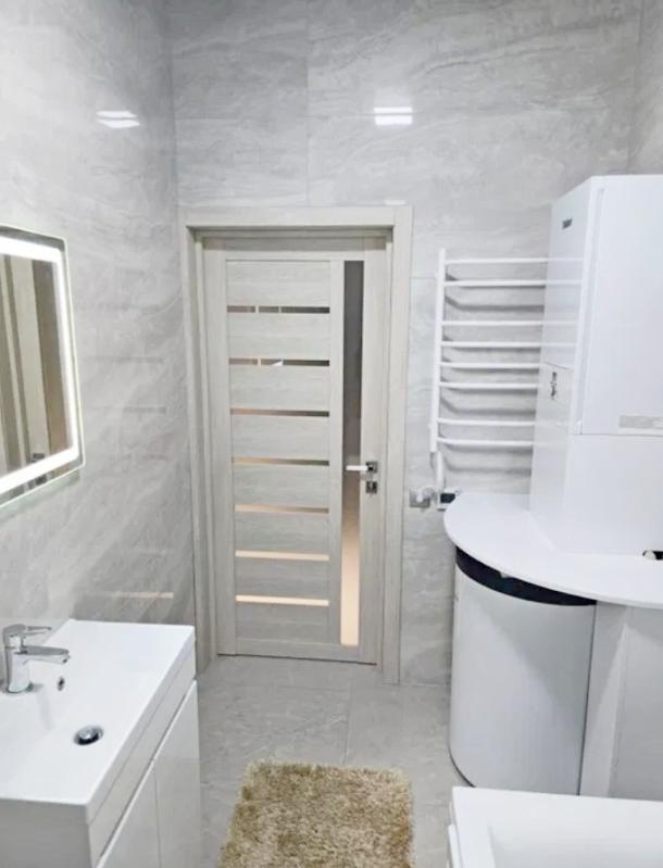 квартира, 1-кімн., Харьков, 605м/р, Тракторостроителей просп.