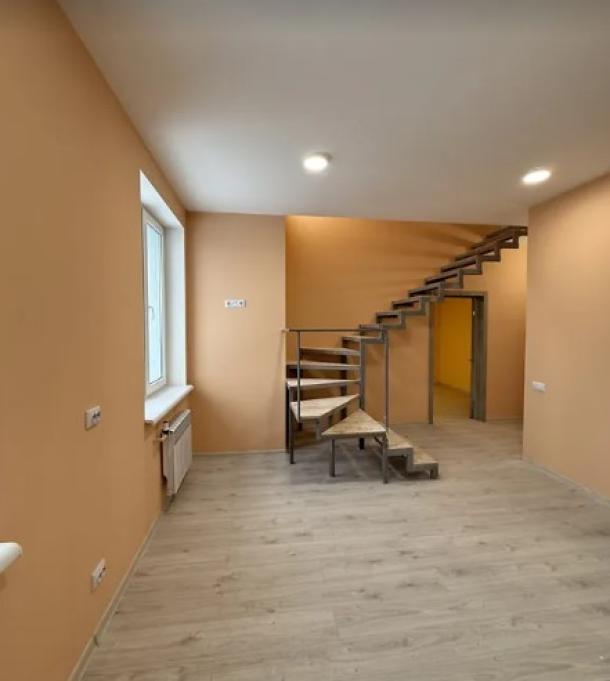 квартира, 3-кімн., Харьков, Алексеевка, Букова (Завода Комсомолец)