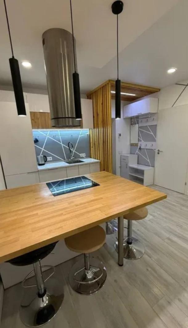 квартира, 2-кімн., Харьков, Алексеевка, Домостроительная