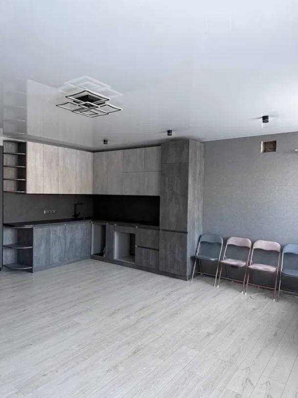 квартира, 3-кімн., Харьков, ХТЗ, Героев Харькова пр-т