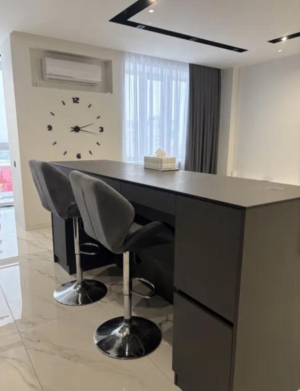 квартира, 4-кімн., Харьков, 1 Северная Салтовка, Гвардейцев Широнинцев