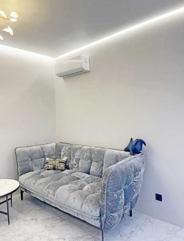 квартира, 3-кімн., Харьков, Гагарина метро , Заливная