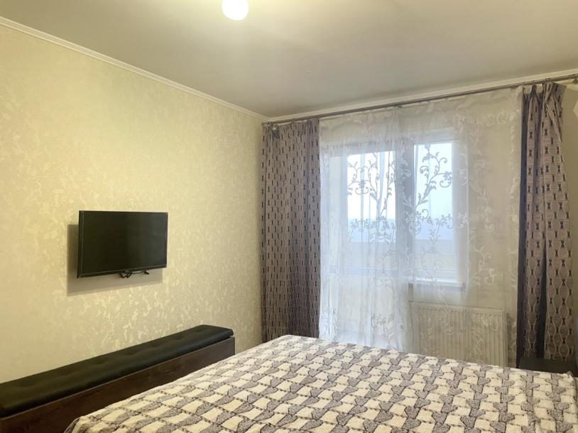 квартира, 2-кімн., Харьков, Павлово Поле, Станислава Парталы (Балакирева)