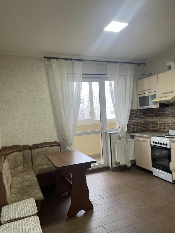 квартира, 2-кімн., Харьков, Павлово Поле, Станислава Парталы (Балакирева)