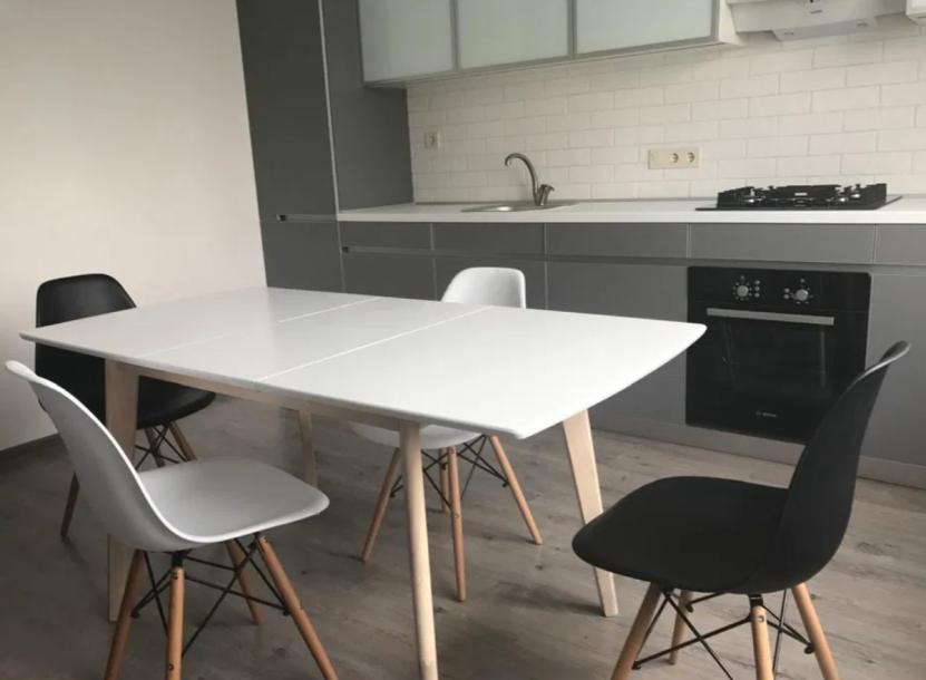 квартира, 2-кімн., Харьков, 608м/р, Непокоренных (Героев Труда)