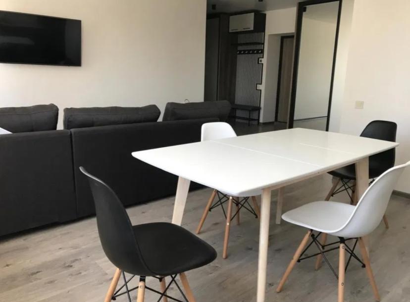 квартира, 2-кімн., Харьков, 608м/р, Непокоренных (Героев Труда)