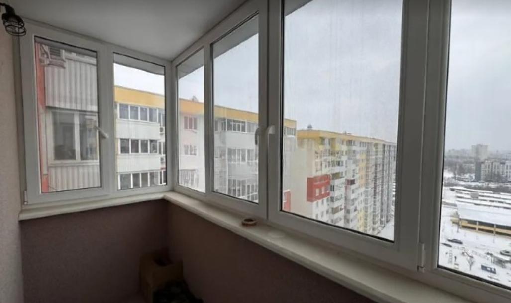 квартира, 3-кімн., Харьков, 1 Северная Салтовка, Гвардейцев Широнинцев