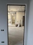 новостройка, Харьков, Защитников Украины метро