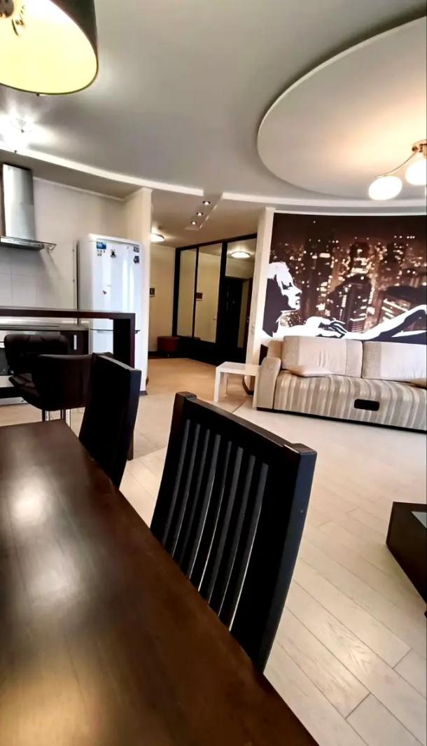 квартира, 1-кімн., Харьков, Гагарина метро , Аэрокосмический просп. (Гагарина проспект)