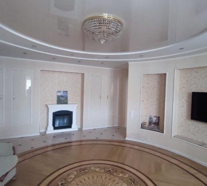 квартира, 3-кімн., Харьков, 608м/р, Непокоренных (Героев Труда)