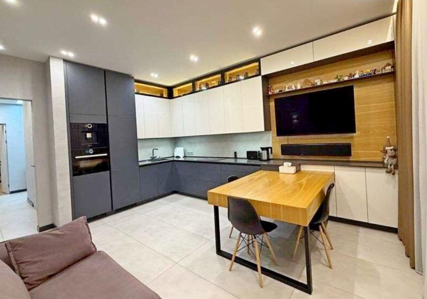 квартира, 3-кімн., Харьков, Павлово Поле, Дмитрия Антоненко (Минская)