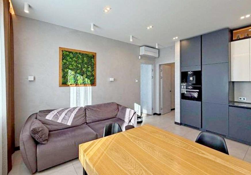 квартира, 3-кімн., Харьков, Павлово Поле, Дмитрия Антоненко (Минская)