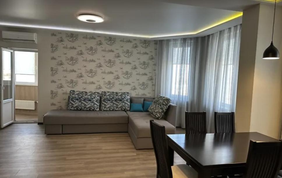 квартира, 3-кімн., Харьков, 602м/р, Юбилейный пр. (50 лет ВЛКСМ пр.)