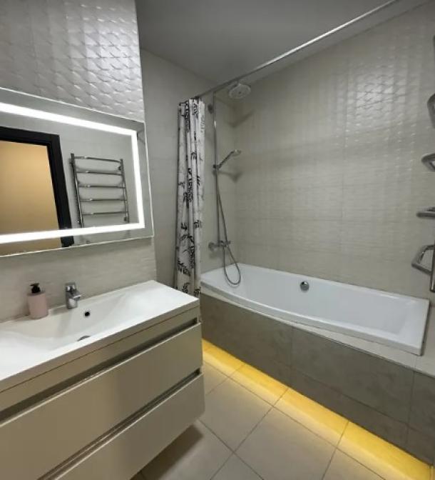 квартира, 3-кімн., Харьков, 602м/р, Юбилейный пр. (50 лет ВЛКСМ пр.)