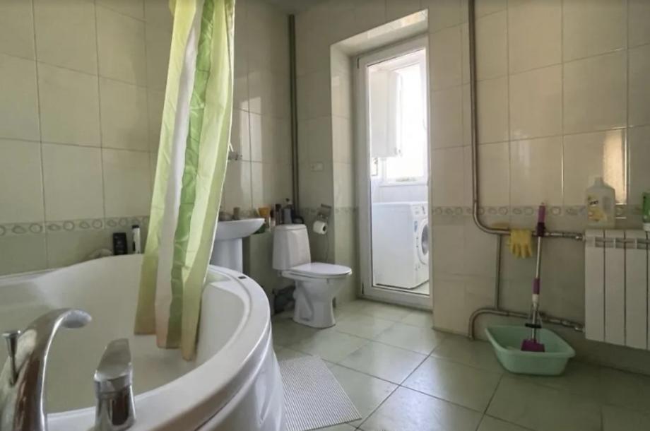 квартира, 2-кімн., Харьков, 608м/р, Академика Павлова