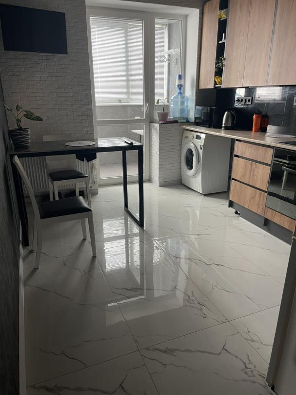 квартира, 1-кімн., Харьков, ХТЗ, Героев Харькова пр-т