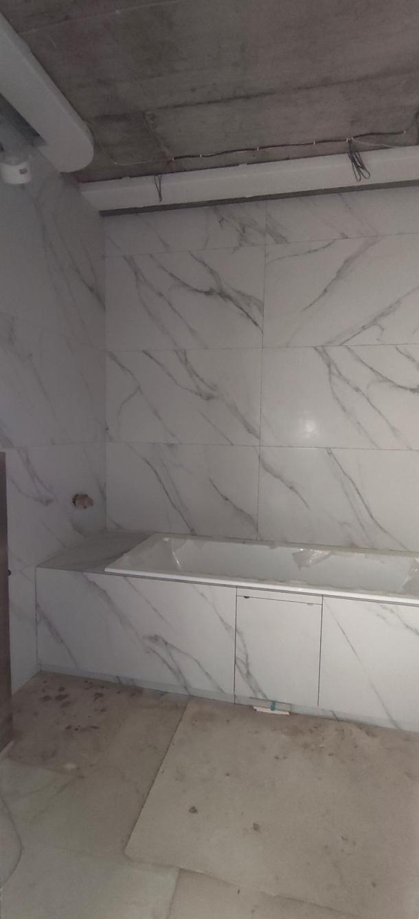 квартира, 3-кімн., Харьков, 1 Северная Салтовка, Гвардейцев Широнинцев