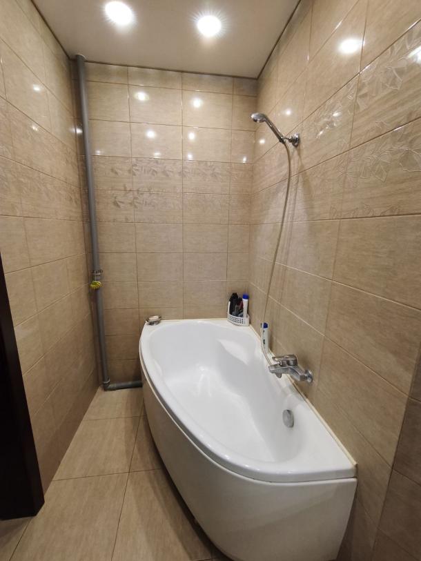 квартира, 3-кімн., Харьков, 1 Северная Салтовка, Родниковая (Красного милиционера, Кирова)