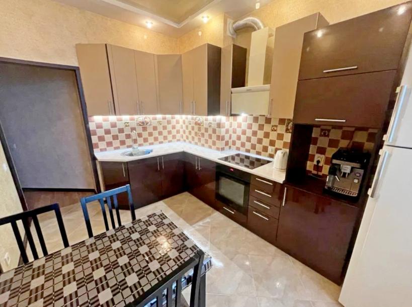 квартира, 2-кімн., Харьков, Гагарина метро , Грековская