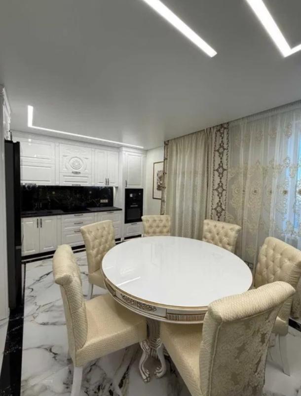 квартира, 2-кімн., Харьков, ХТЗ, Героев Харькова пр-т