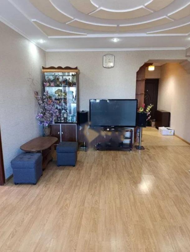 квартира, 3-кімн., Харьков, 603м/р, Юбилейный пр. (50 лет ВЛКСМ пр.)