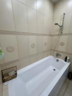 новостройка, Харьков, Центральный рынок метро, Дмитриевская