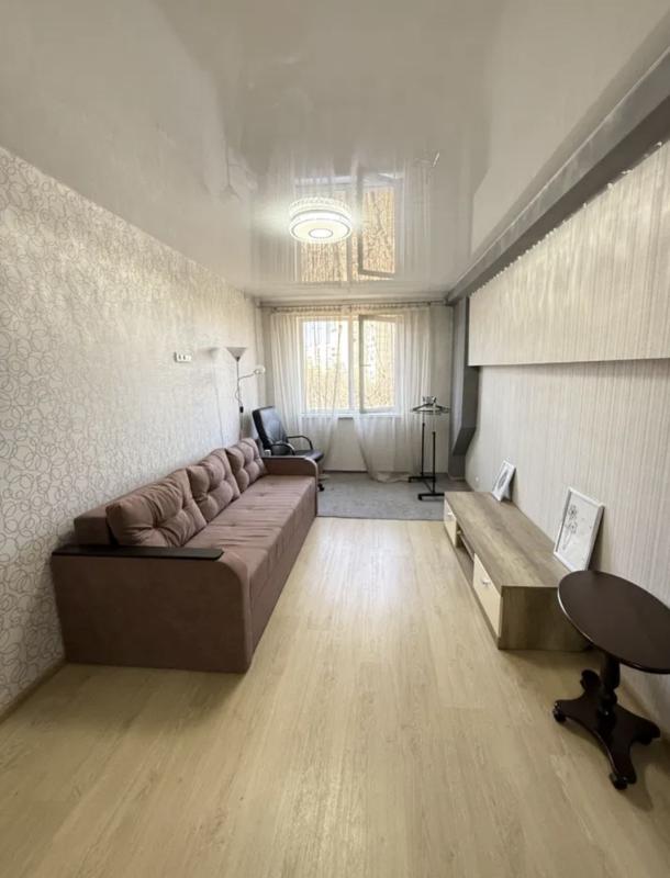 квартира, 1-кімн., Харьков, Защитников Украины метро, Героев Харькова пр-т