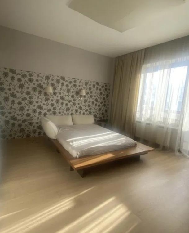 квартира, 3-кімн., Харьков, Шатиловка, Академика Ляпунова