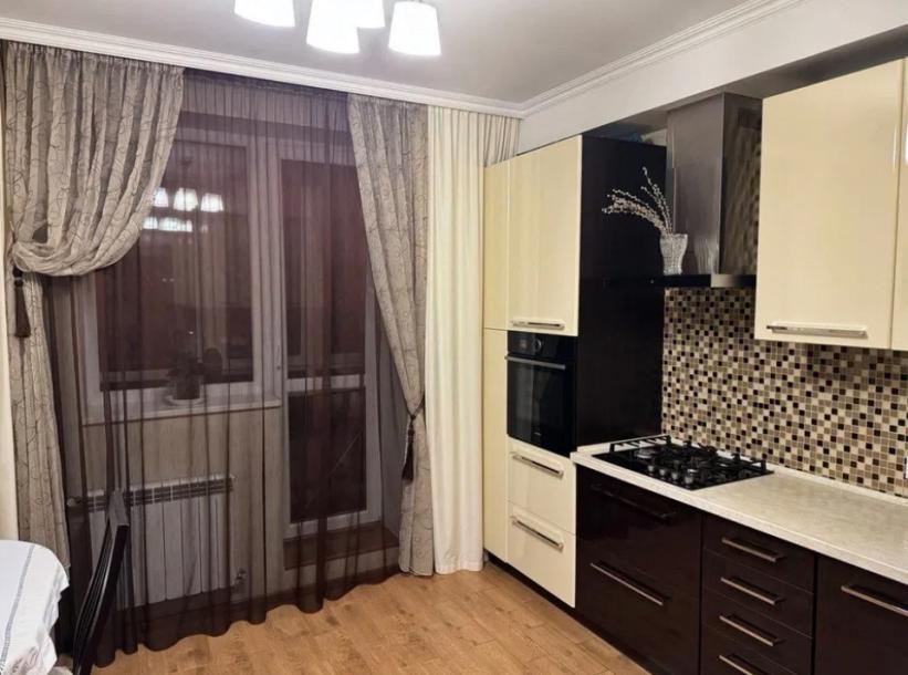 квартира, 2-кімн., Харьков, Алексеевка, Победы пр.