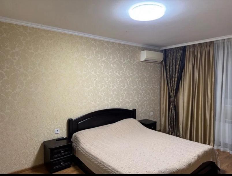 квартира, 2-кімн., Харьков, Алексеевка, Победы пр.