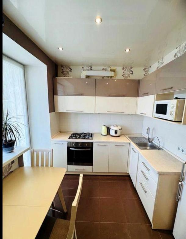 квартира, 2-кімн., Харьков, 1 Северная Салтовка, Родниковая (Красного милиционера, Кирова)