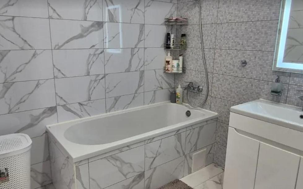 квартира, 2-кімн., Харьков, Защитников Украины метро, Героев Харькова пр-т