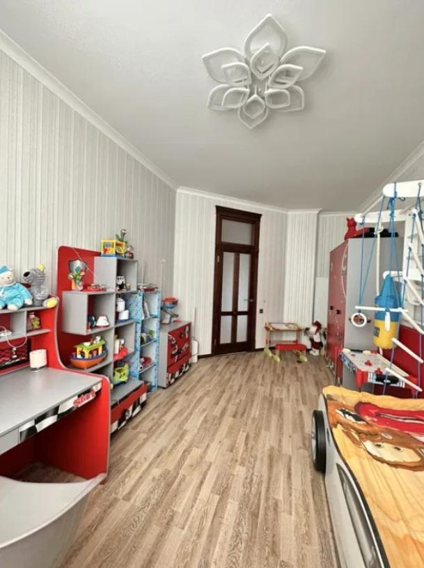 квартира, 3-кімн., Харьков, Павлово Поле, Отакара Яроша пер.