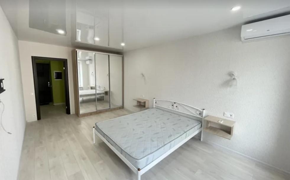 квартира, 1-кімн., Харьков, 1 Северная Салтовка, Гвардейцев Широнинцев