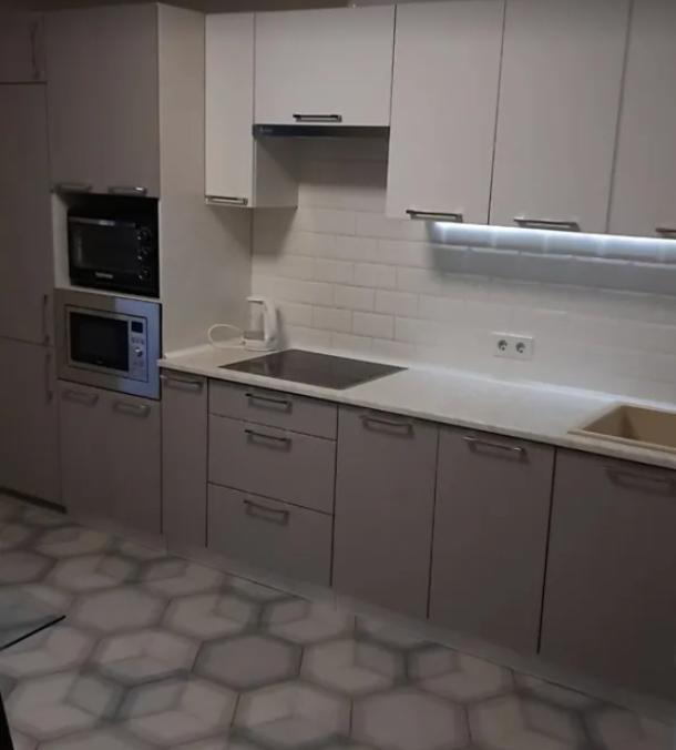 квартира, 1-кімн., Харьков, Защитников Украины метро, Героев Харькова пр-т