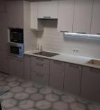 новостройка, Харьков, Защитников Украины метро