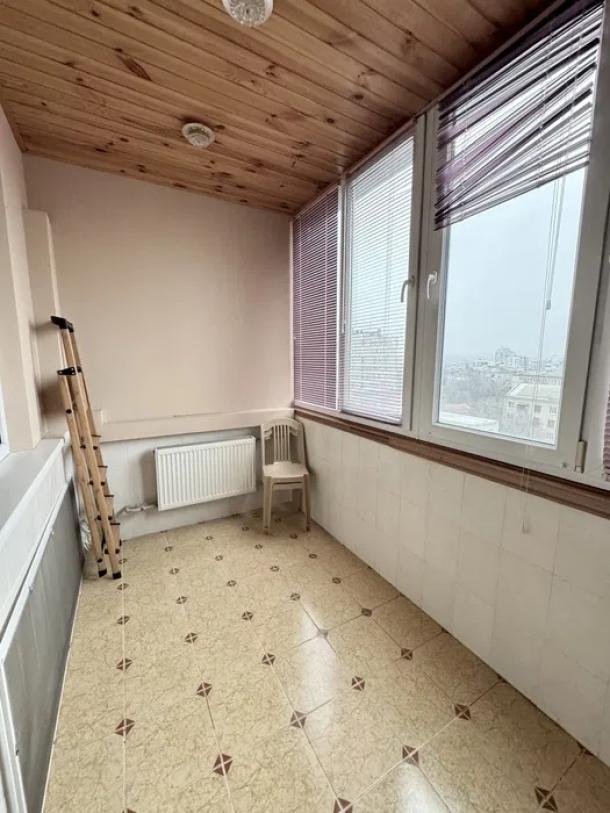 квартира, 3-кімн., Харьков, Защитников Украины метро, Героев Небесной Сотни пл. (Руднева пл.)