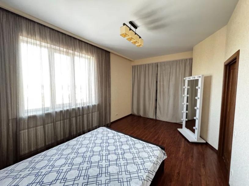 квартира, 3-кімн., Харьков, Павлово Поле, Науки пр.