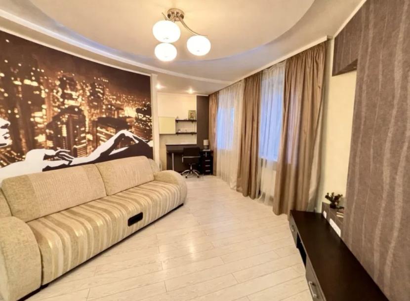 квартира, 1-кімн., Харьков, Гагарина метро , Аэрокосмический просп. (Гагарина проспект)