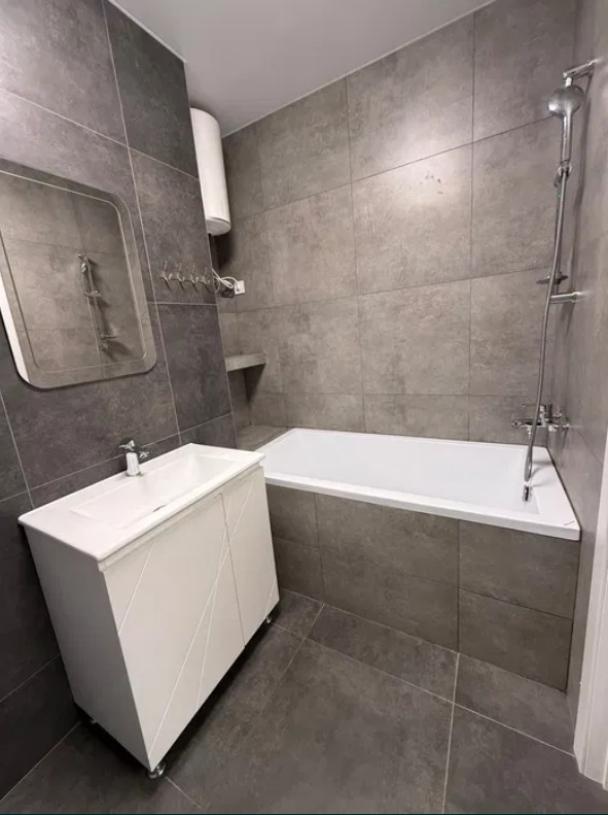 квартира, 1-кімн., Харьков, Одесская, Зерновая (Совхозная 1-19)