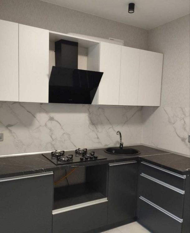 квартира, 1-кімн., Харьков, Центральный рынок метро, Лосевский пер