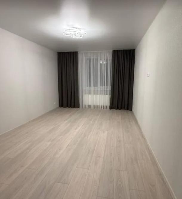 квартира, 3-кімн., Харьков, ХТЗ, Мира