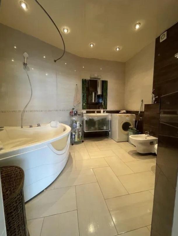 квартира, 2-кімн., Харьков, 522м/р, Академика Барабашова