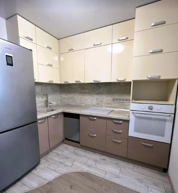 квартира, 2-кімн., Харьков, ХТЗ, Мира