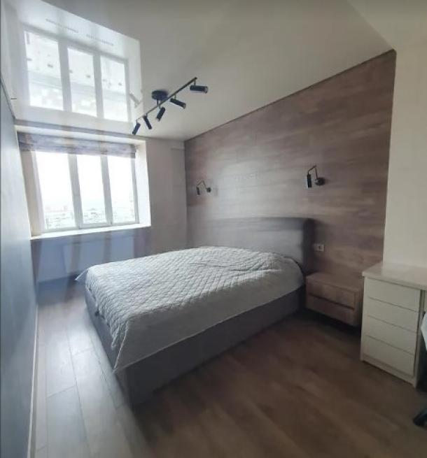 квартира, 2-кімн., Харьков, 1 Северная Салтовка, Гвардейцев Широнинцев